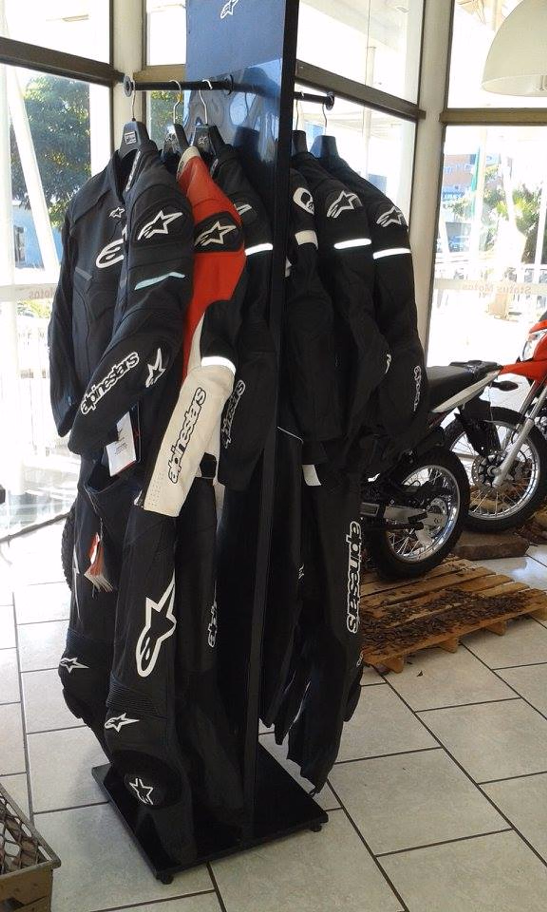 Acessórios e Equipamentos Motopark - 6 de 7