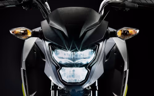 Lanterna e Farol em LED